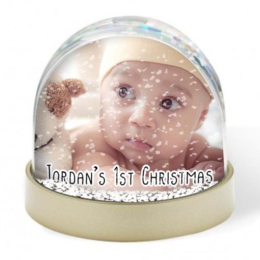 Snow Globe - Babies 1st Christmas Photo